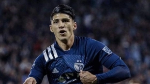 La oferta española que saca a Alan Pulido de la MLS | FOTO: SPORTING KANSAS CITY