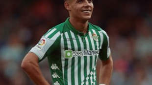 Álex Moreno llama la atención de varios clubes europeos "Foto: Twitter"