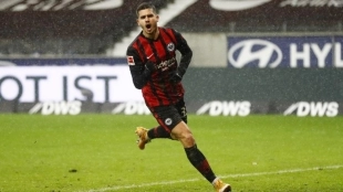 El Manchester United va con todo por André Silva