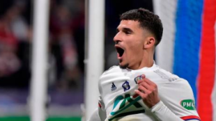 "Aouar suma pretendientes de tres en tres. Foto: Getty Images"