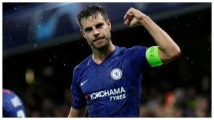César Azpilicueta, capitán del Chelsea: AP.