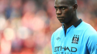 Mario Balotelli y la asistencia de su vida "Foto: Bleacher Report"