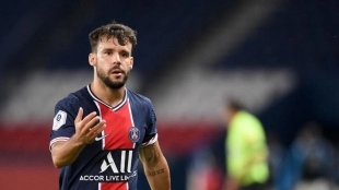 Juan Bernat sigue en la lista de fichajes del Barcelona