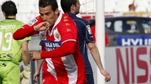 El Almería y Negredo dispuestos a reencontrarse en el camino. Foto: MedioTiempo