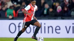 Tyrell Malacia, nuevo jugador de los 'Red Devils', Foto: Arsedevils