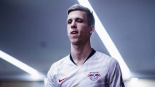 Dani Olmo, prioridad para el Barcelona / Bundesliga.com