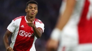 David Neres, de estrella en ciernes en el Ajax a olvidado por los grandes