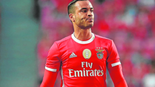 El motivo por el que De Tomás aún no es jugador del RCD Espanyol "Foto: ABC"