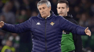 ¿Y la defensa, Setién? "Foto: SportBall"