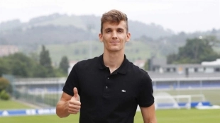 La inesperada pesadilla de Diego Llorente en el Leeds United