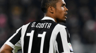 Douglas Costa, una bala con sitio y contexto en Old Trafford "Foto: AS"