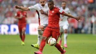 Douglas Costa se cansa de su situación en el Bayern / Elpais.com