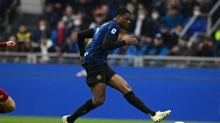 El Bayern Múnich va con todo por Denzel Dumfries
