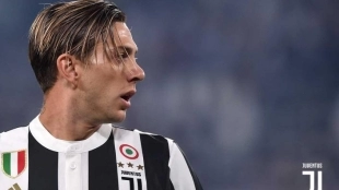 El Atlético se despide de Bernardeschi / Juventus.com