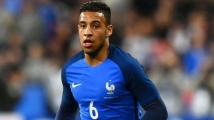 El Bayern se plantea la venta de Tolisso / Express.co.uk