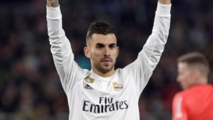 El Betis sigue tras los pasos de Ceballos, pero ahora con condiciones / Record.com