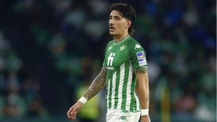 El FC Barcelona le pide un esfuerzo a Héctor Bellerín / Transfermarkt.com