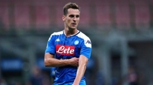 El Nápoles empieza a poner facilidades a la salida de Milik / TyCsports