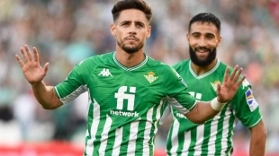 El Nottingham Forest sube su oferta por Álex Moreno / Eldesmarque.com