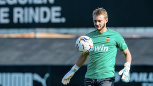 El Valencia medita quedarse a Cillessen / Eldesmarque.com
