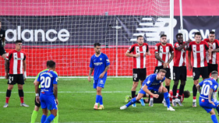 "El Sevilla empieza ya a echar de menos a Banega. Foto: Getty Images"