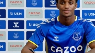 El Everton firma uno de los caramelos del verano: Demarai Gray por 2 millones "Foto: Everton FC"