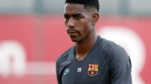 El Betis podría recibir dinero de la venta de Junior Firpo "Foto: FCB"