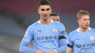 El Manchester City no cesa y no dejará salir a Ferran Torres  "Foto: The Sun"