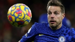 Fichajes Barcelona: Pendientes de Azpilicueta / Besoccer.com