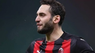 Fichajes Manchester United: Calhanoglu entra en escena / Soycalcio.com