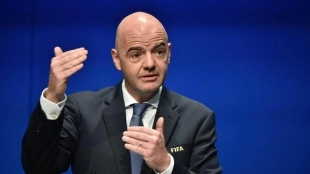 BOMBAZO: La FIFA podría abrir ya el mercado de fichajes