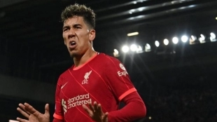 Roberto Firmino descarta su salida del Liverpool este verano
