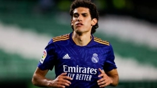 Getafe y Espanyol piensan en Jesús Vallejo