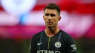 Guardiola le da un toque a Laporte / Cadenaser.com