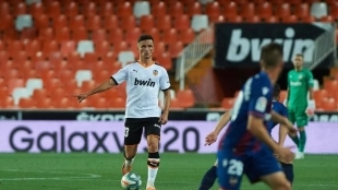Hugo Guillamón, la nueva solución para la zaga del Valencia | FOTO: VALENCIA