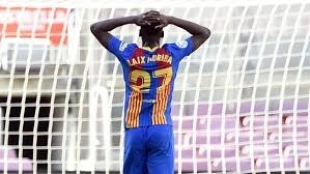 Ilaix Moriba saldrá traspasado del FC Barcelona. Foto: OK Diario