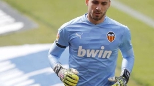 Jaume Doménech se marcha del Valencia CF "Foto: AS"
