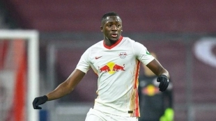 ¿Qué hará el Liverpool con todos sus centrales para la próxima temporada?