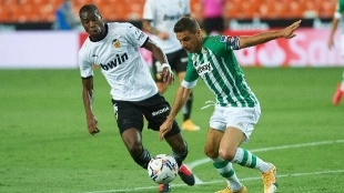 Kondogbia será el siguiente en salir. Foto: ABC Sevilla