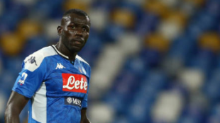 "El Nápoles cede y dejará salir a Koulibaly. Foto: Getty Images"