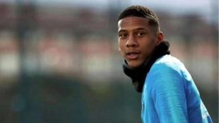 La Serie A, la solución del Barcelona para Todibo / Besoccer.com