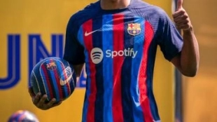 A Jules Koundé le falta poco para ser inscrito en LaLiga. Foto: @FCBarcelona