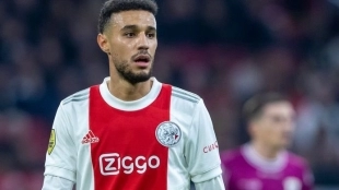 OFICIAL: Mazraoui, nuevo jugador del Bayern Munich