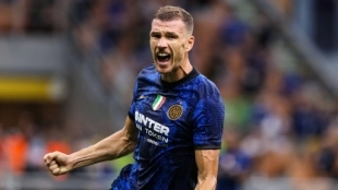 Edin Dzeko ya lleva 4 goles vistiendo la elástica del Inter. Foto: Getty