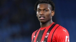 Maldini deja caer la renovación de Rafael Leao