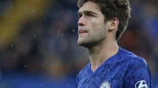 Marcos Alonso, prioridad absoluta para el Barcelona / Cadenaser.com
