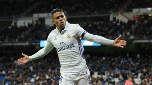 Mariano Díaz brinda por el aguante. Foto: Extramedia1