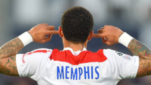 "La realidad sobre el supuesto interés del Betis por Depay. Foto: Getty Images"