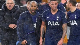 José Mourinho quiere cerrar una llegada y una salida en sus Spurs "Foto: The Guardian"