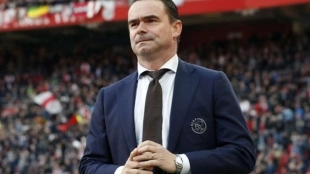 Overmars, despedido como director deportivo del Ajax